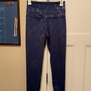 Beyond Yoga Size Medium Leggings-NEW CONDITION